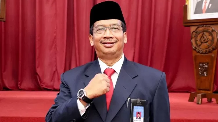 Prof. Jamal Wiwoho Resmi Mundur dari Jabatan Rektor UNS