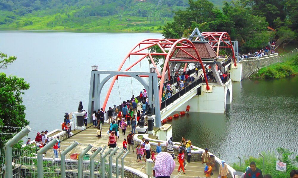 Menjelajahi Keindahan dan Ekonomi: Tempat Wisata Murah di Semarang