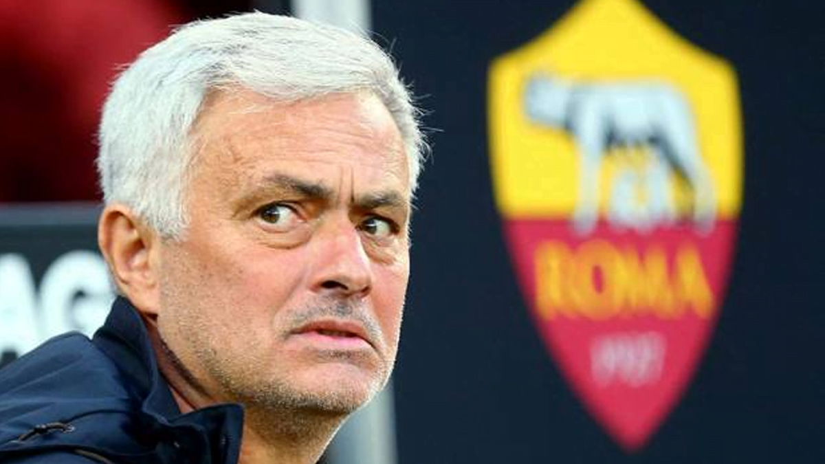 Pemecatan Jose Mourinho Berdampak Luas, Fans AS Roma Menuntut Pergantian Pemilik Klub