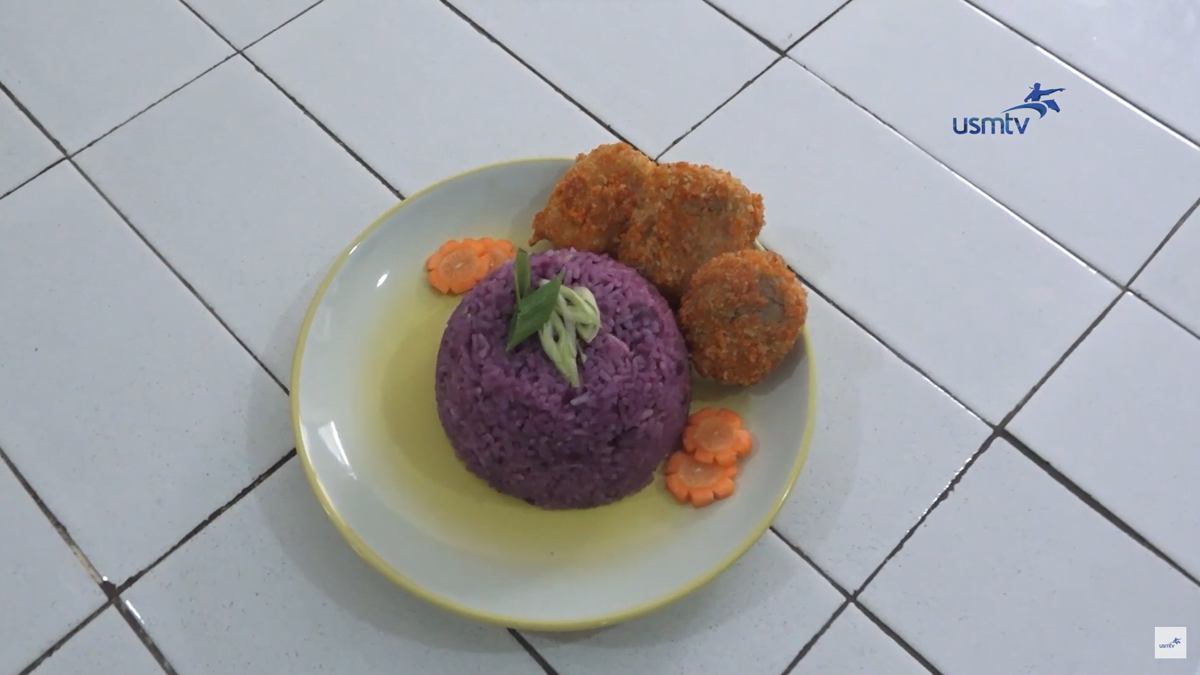 Nasi Ungu dan Nugget Tempe