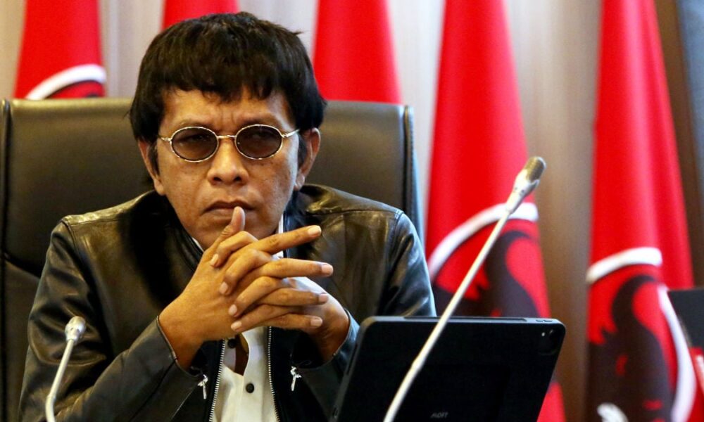 Puan Maharani dan Wacana Hak Angket: Perspektif Adian Napitupulu