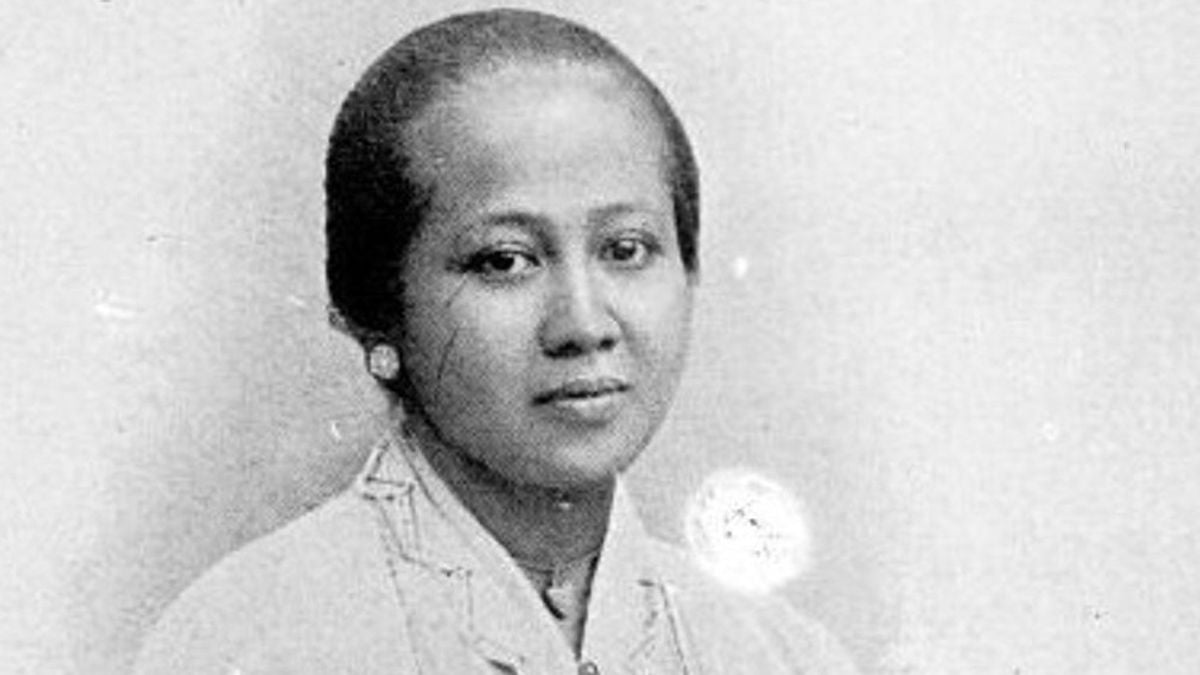 Lagu dan Notasi "Ibu Kita Kartini": Memperingati Perjuangan Kartini dalam Nada