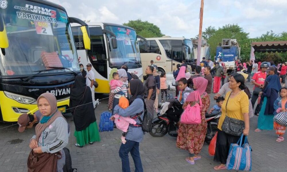 Tips Aman dan Nyaman Mudik Naik Bus Umum di Lebaran 2024