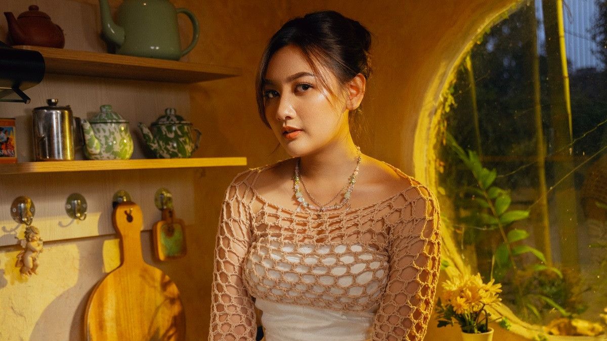 Meiska Adinda Hadirkan Lagu Terbaru "Badut": Kisah Cinta yang Menyentuh Hati