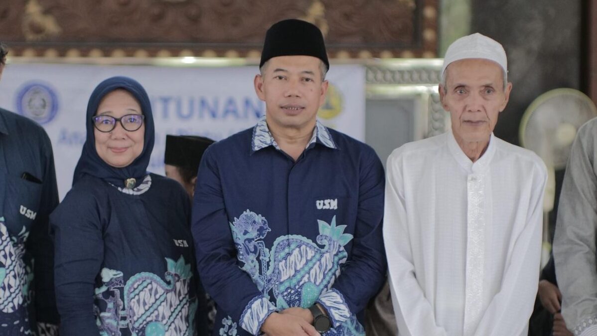 Universitas Semarang (USM) Berbagi Kasih dalam Santunan Anak Yatim dan Takjil untuk Berbuka Puasa
