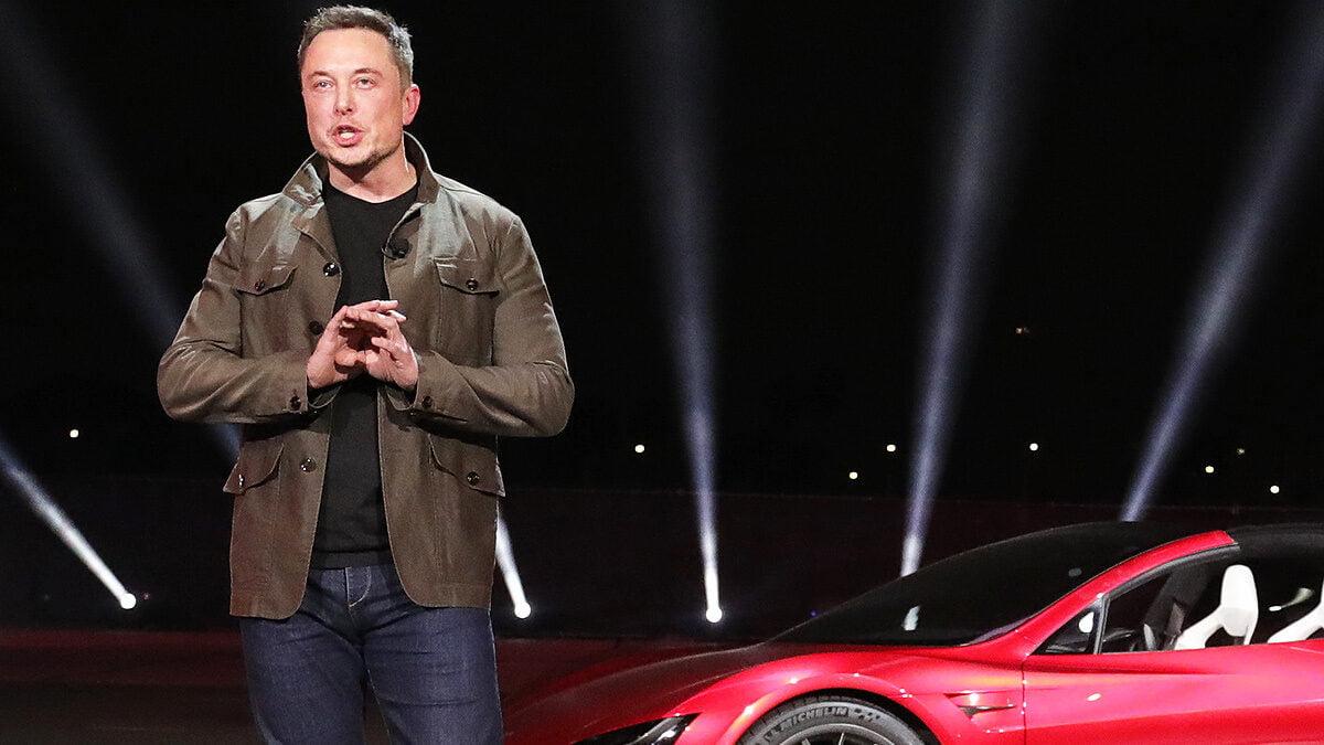 Elon Musk Putuskan Pemangkasan Ribuan Karyawan Tesla