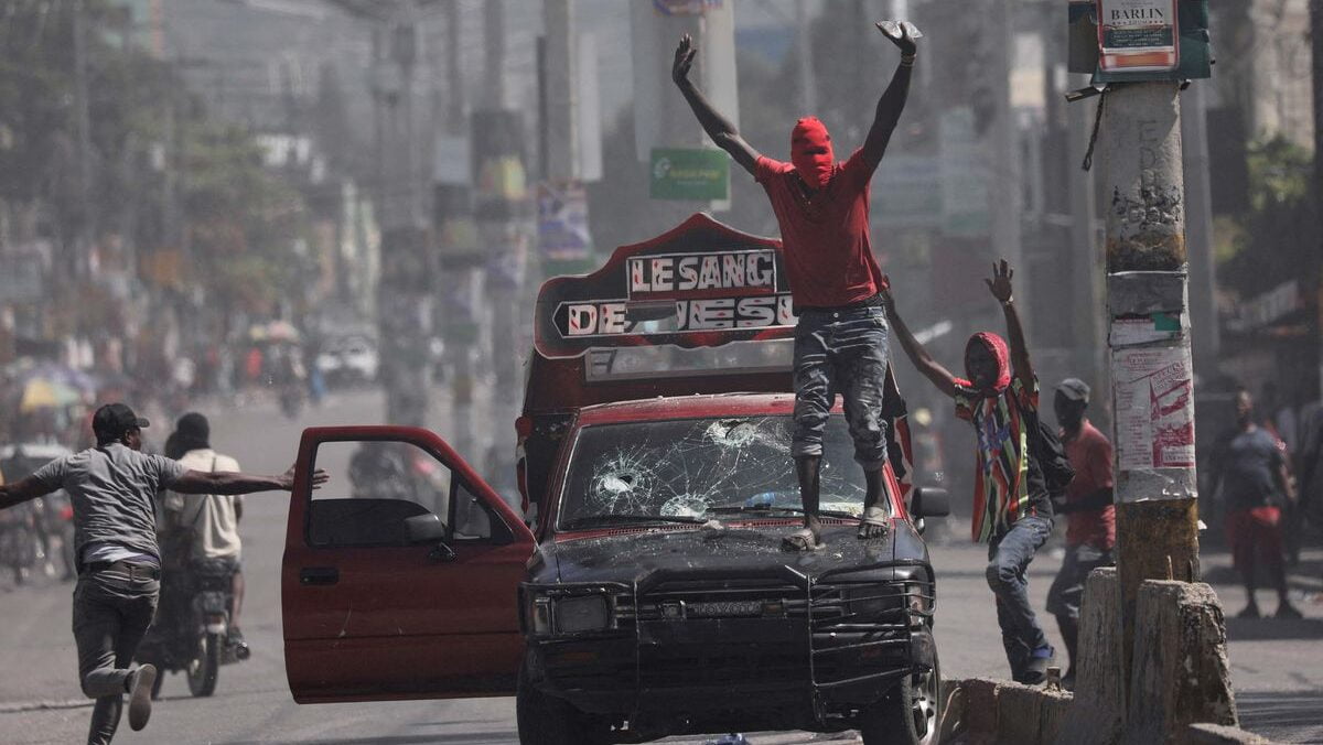 Geng Bersenjata Melancarkan Serangan di Port-au-Prince, Haiti, Sebelum Pelantikan Dewan Transisi