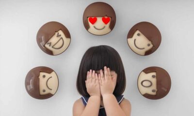 Memahami emosi anak merupakan tantangan tersendiri bagi para orangtua. Sebelum dapat membantu anak mengatur emosinya, penting bagi orangtua untuk memahami jenis-jenis emosi yang dialami oleh anak-anak.