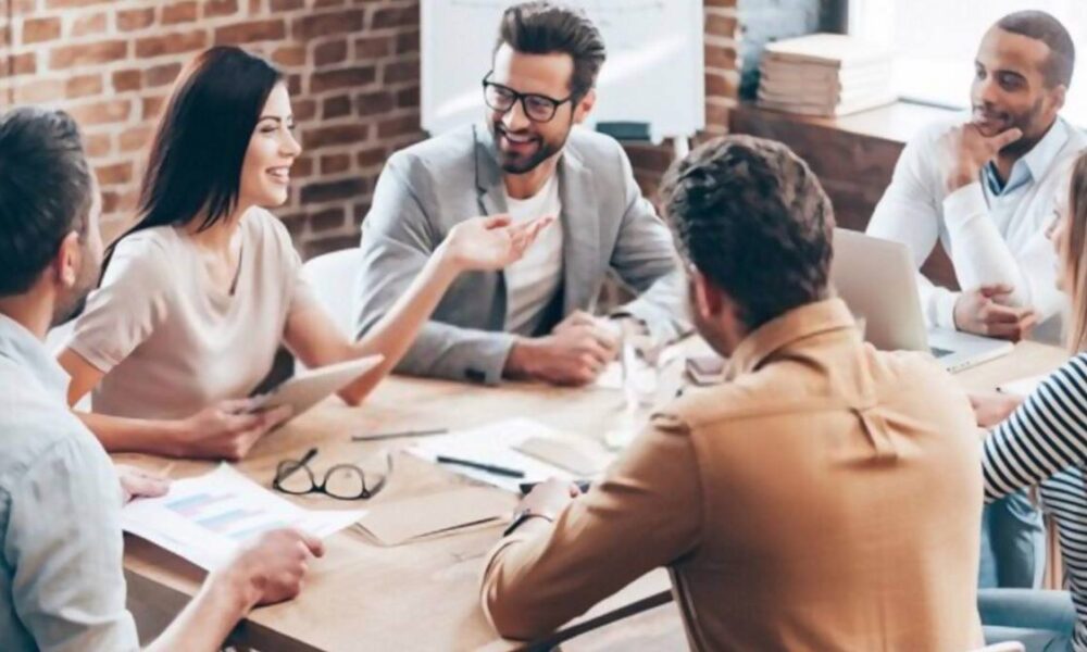 Membangun Komunikasi Efektif