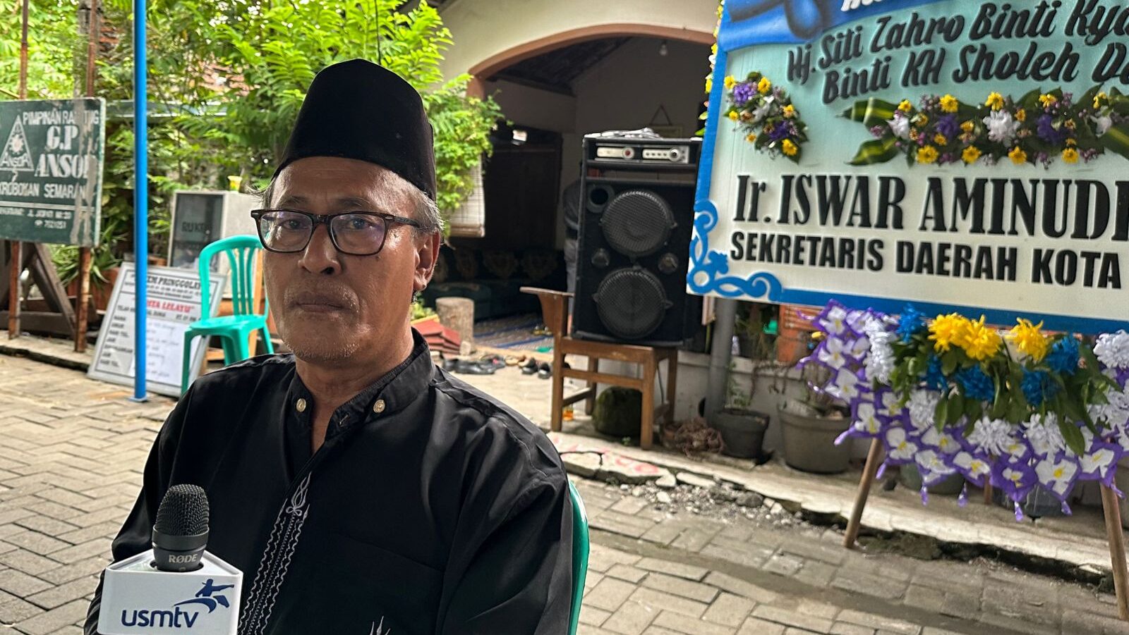 Hj siti zahro cucu kh sholeh darat tutup usia