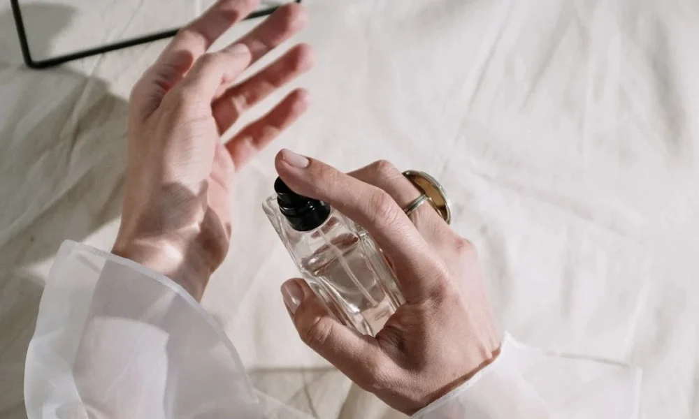 Memahami Aroma: Menggambarkan Wewangian dan Kategorinya