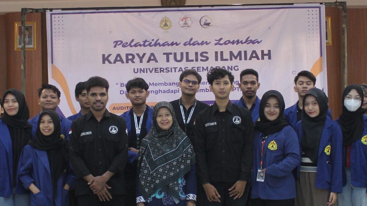 BEM Universitas Semarang Gelar Seminar Pelatihan Karya Tulis Ilmiah