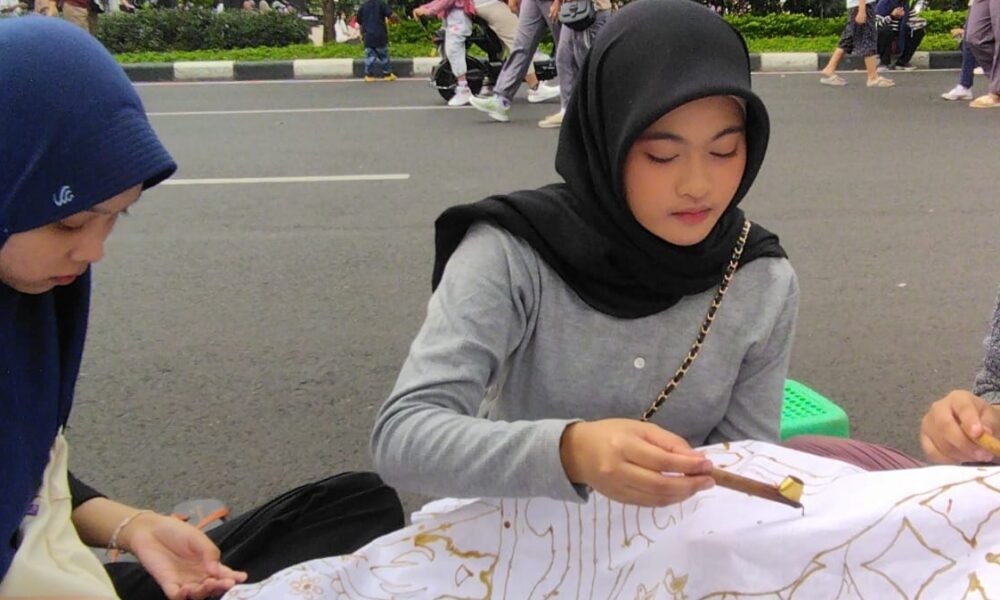 Mahasiswa Ilkom USM Gelar Campaign Batik Canting, Bangkitkan Kesenian Tradisional