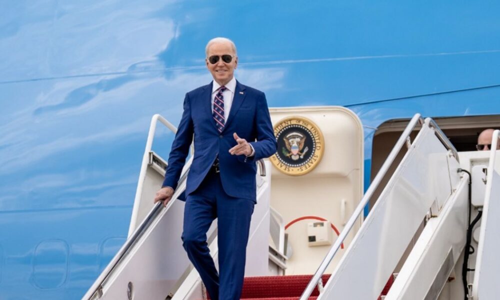 Presiden Biden Kecam Keputusan Mahkamah Agung Mengenai Kekebalan Presiden