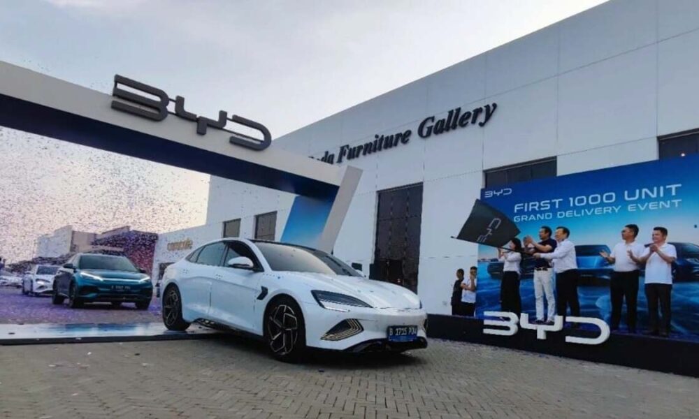 PT BYD Motor Indonesia Kirimkan 1.000 Unit Mobil Listrik Perdana