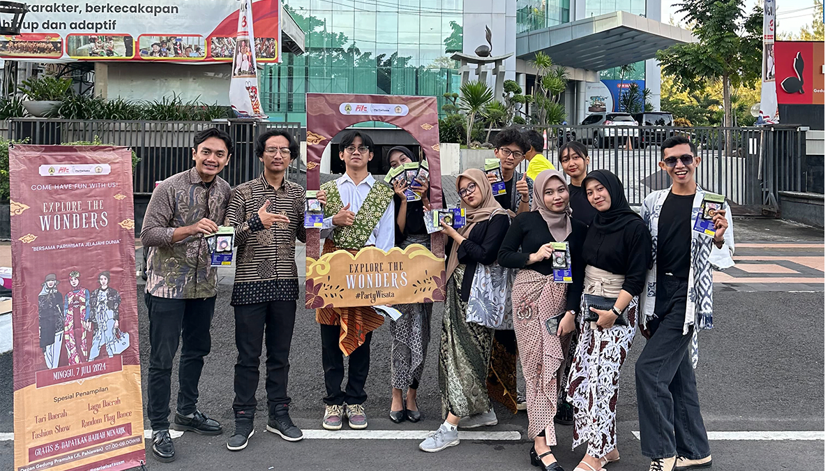 Mahasiswa USM Gelar Kampanye "Explore the Wonders" Bersama Pariwisata Jelajahi Dunia