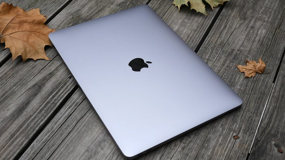 Memeriksa Spesifikasi MacBook
