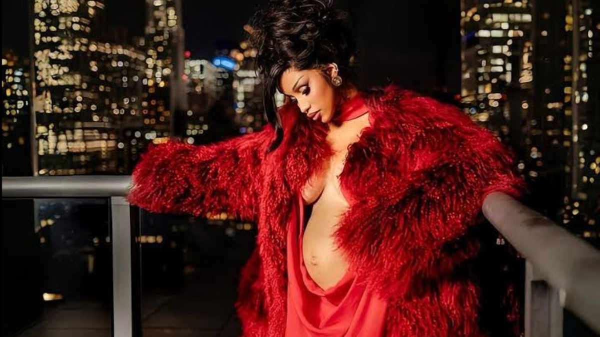 Cardi B Umumkan Kehamilan Ketiga