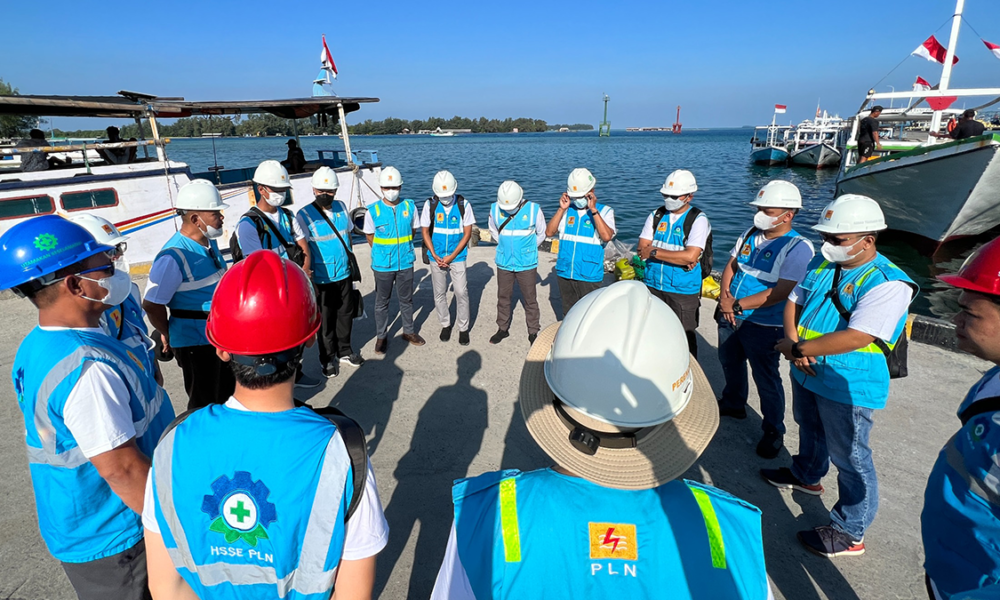 Jelang 79 Tahun Indonesia Merdeka, PLN Sukses Terangi Pulau di Karimunjawa Dengan Energi Terbarukan