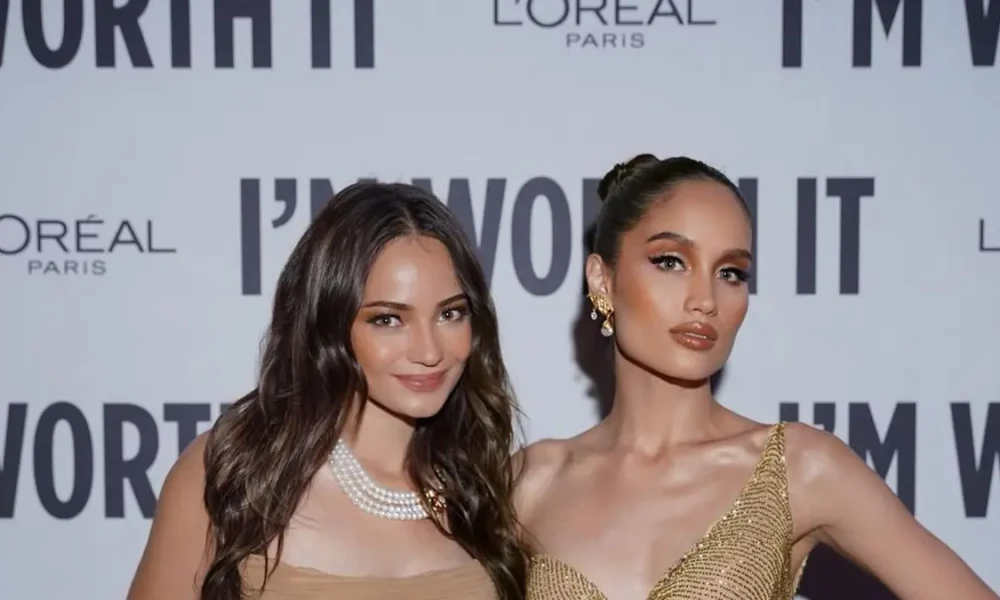 Enzy Storia dan Cinta Laura Tampil Memukau di Paris Fashion Week