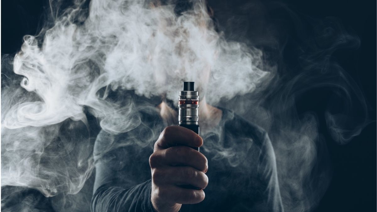 Dampak Buruk Vape Terhadap Kesehatan Gigi