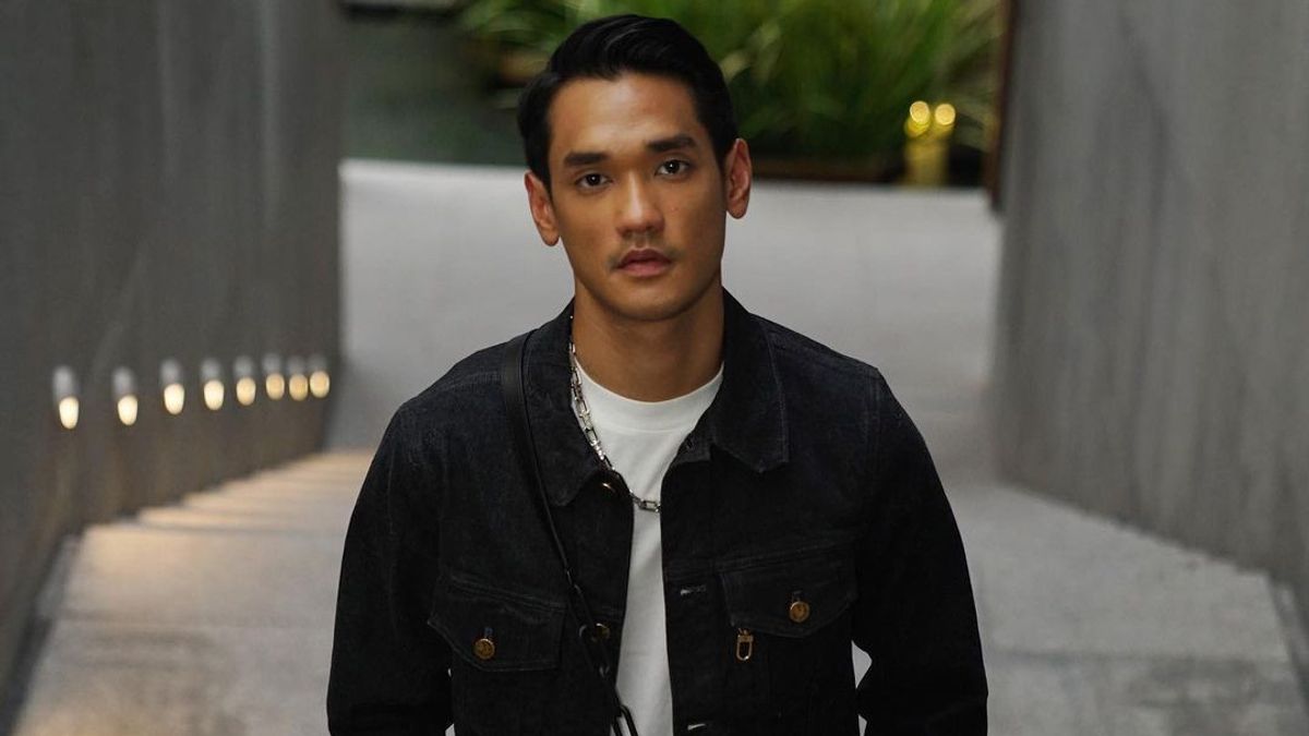 Afgan Bawa Nostalgia di Pestapora 2024 dengan Lagu-Lagu Hitsnya