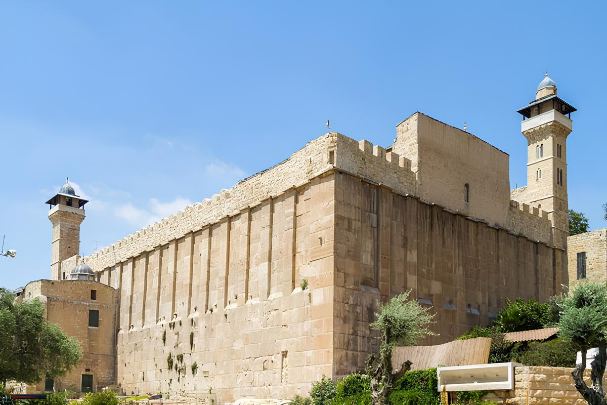 Ribuan Pemukim Ilegal Israel Rebut Masjid Ibrahimi