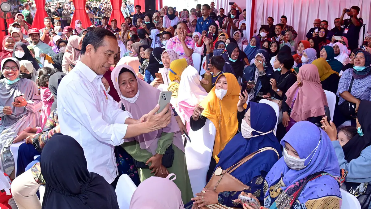 Kepuasan Publik Terhadap Jokowi Mencapai 75%, Istana Berikan Apresiasi