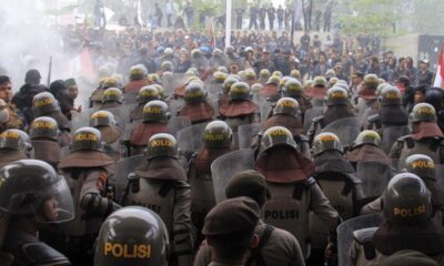 Ratusan Aparat Dikerahkan Kawal Demo BEM SI Jelang Lengser Jokowi