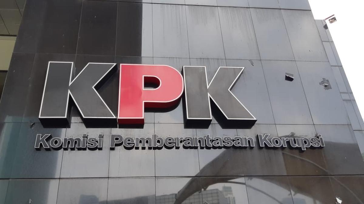 Kasus suap pergantian antarwaktu (PAW) anggota DPR dengan tersangka Harun Masiku masih dalam penyelidikan Komisi Pemberantasan Korupsi (KPK)