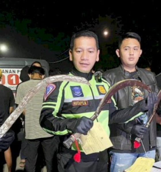 foto sajam yang di gunakan buat tawuran