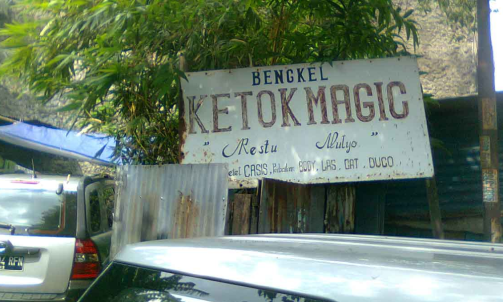 Rahasia bengkel ketok magic pintu tertutup.