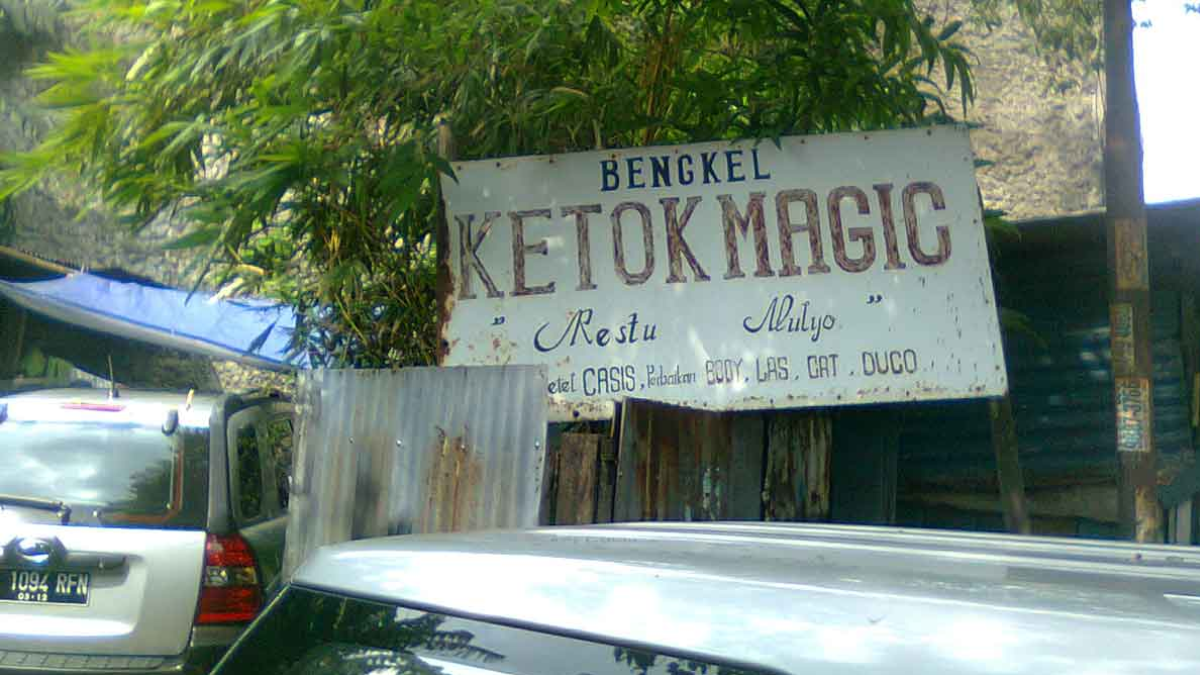 Rahasia bengkel ketok magic pintu tertutup.