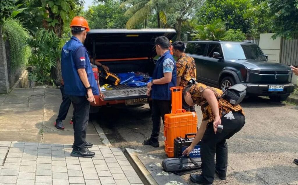 Mabes Polri menurunkan Tim Laboratorium Forensik dan Inafis Polri untuk melakukan olah tempat kejadian perkara (TKP) di lokasi kebakaran yang menewaskan anggota IV Badan Pemeriksa Keuangan (BPK) 
