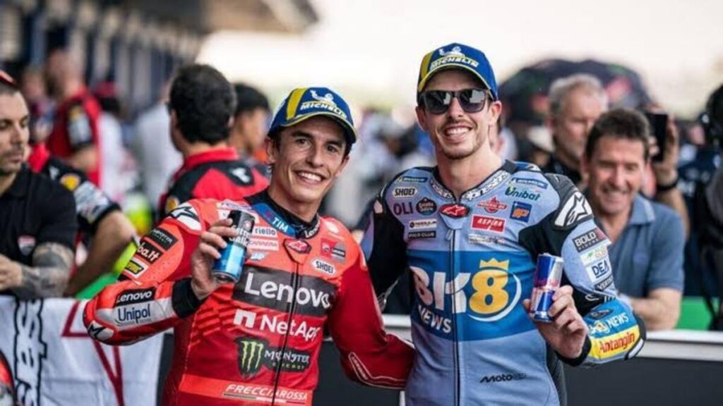 Marc dan Alex Marquez Dapat Penghargaan Kakak Adik Sukses di MotoGP 52 1785376393712