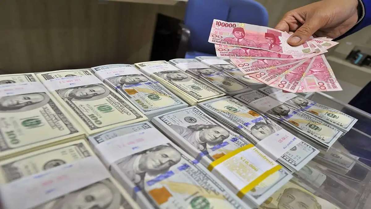 Nilai Tukar Rupiah Terhadap Dolar Melemah Menjadi Rp17.944 pada Rabu Pagi 51 20250113171516 ilustrasi nilai tukar rupiah 3 11zon