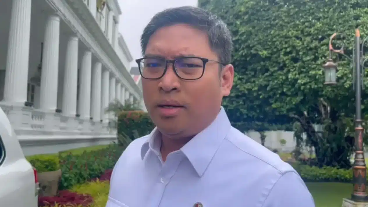 BGN Ancam Sanksi Pemecatan Pengelola Dapur dan Tegaskan Keamanan Pangan MBG 51 678623e7c97c4 wamentan soal siswa tak dapat susu di program mbg kita masih impor 1265 711 1