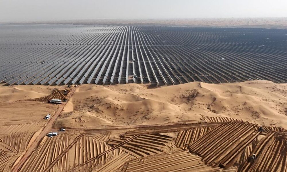 china bangun ladang panel surya raksasa di gurun 4 169