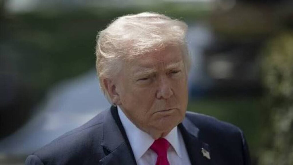Mengejutkan! Trump Ancam Sanksi Ekonomi Berskala Besar ke Negara Pendukung Iran 53 images 2026 08 20T112651.151