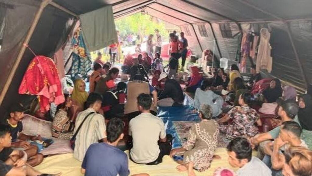 Panduan Vital! Cara Mengungsi Saat Bencana, Barang Wajib, dan Penyakit yang Diwaspadai 52 images 2026 08 21T103154.196