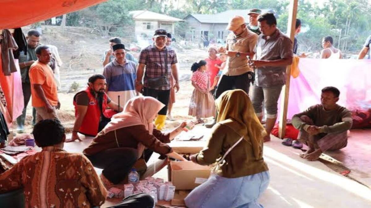 Panduan Vital! Cara Mengungsi Saat Bencana, Barang Wajib, dan Penyakit yang Diwaspadai 51 images 2026 08 21T103158.336 1