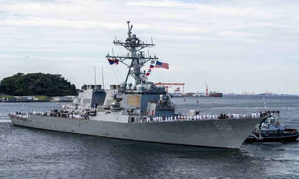 Kapal perang USS Benfold Tentara Angkatan Laut AS Mogok di Lautan China