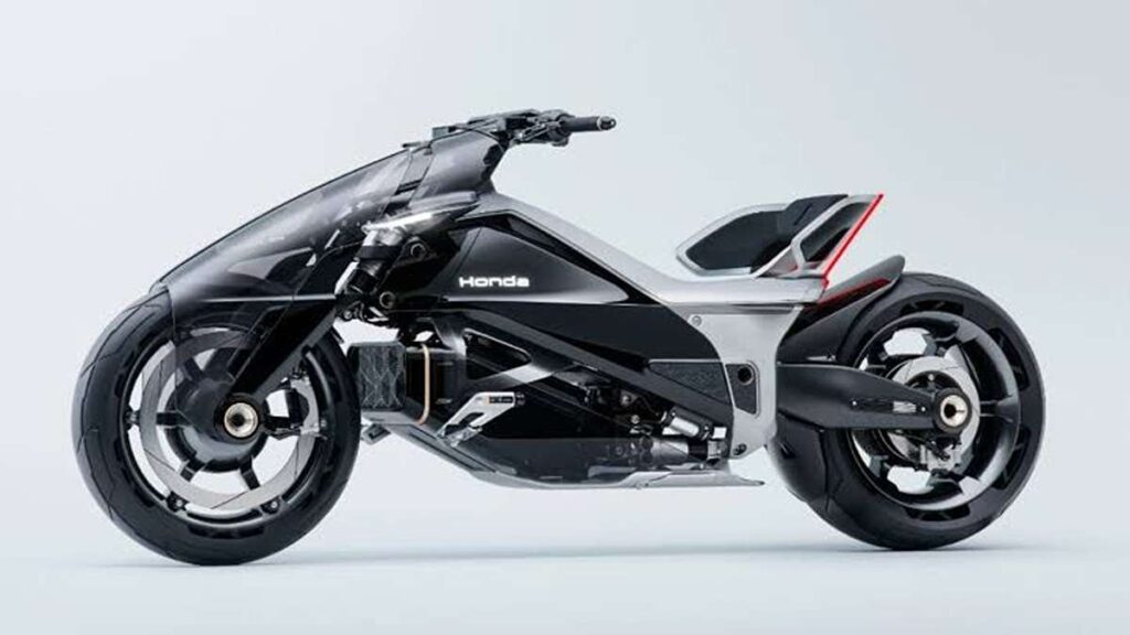 Motor Honda EV Outlier Resmi Sabet Red Dot Award 2026 Pukau Dunia 53 Motor Honda raih penghargaan dan puka dunia, Sepeda motor listrik konsep Honda dengan bodi hitam dan perak aerodinamis