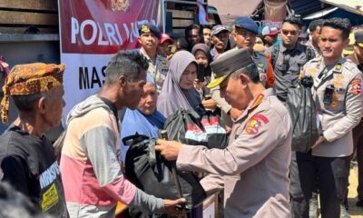 kapolri jenderal listyo sigit prabowo bersama ketua komisi iv dpr siti hediati hariyadi titiek soeharto meninjau warga terdamp 1787034735705 169