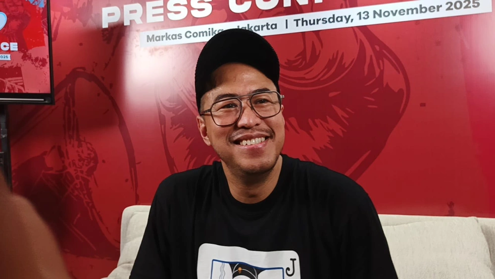 pandji pragiwaksono berikan klarifikasi terkait sanksi adat 13112025 ftnewsselvianus kopong basar 131120251