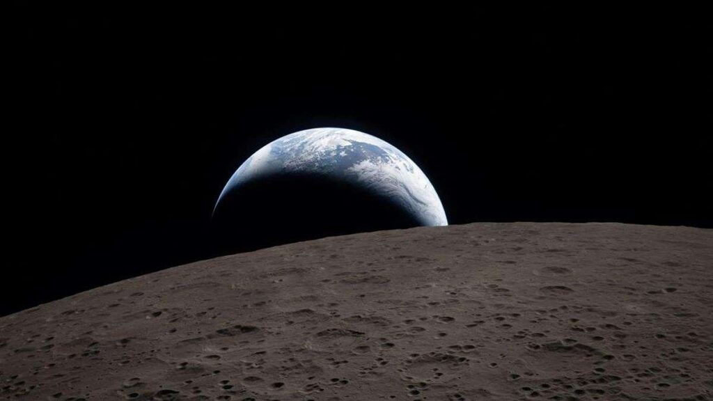 Eksplorasi Bulan Penuh Risiko 2 Ancaman Baru Mencekam Peringatan Ilmuwan 53 Eksplorasi Bulan ilmuwan Antariksa, Pemandangan Bumi terbit dilihat dari permukaan Bulan yang dipenuhi kawah