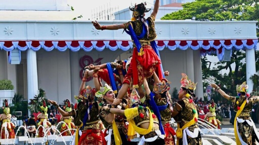 Perayaan HUT RI Spektakuler Digelar Istana di 40 Titik Jakarta 53 peringatan hut ke 81 kemerdekaan ri 1786955563688 169