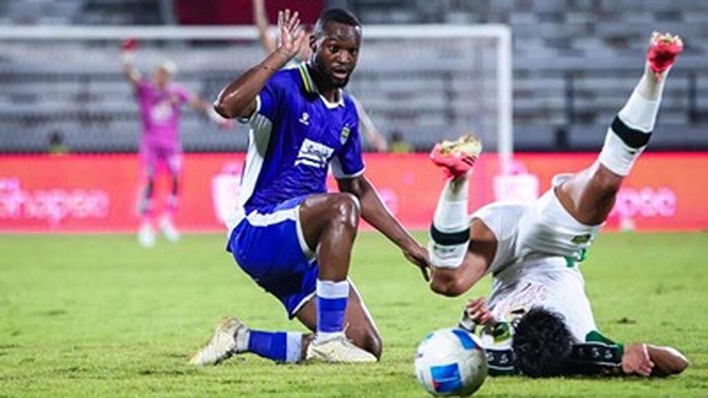 Perjuangan Berat di Asia, Persib Tempuh Perjalanan Paling Panjang di ACL 2 53 persib vs persebaya di final piala presiden 1786061907780 169 2 11zon