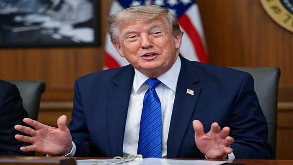 Gempar! Trump Ancam Sanksi Negara yang Baik ke Iran dalam Eskalasi Geopolitik Global 53 presiden as donald trump saat memimpin rapat kabinet di camp david maryland pada jumat 317 waktu setempat 1785566125849 43 2 11zon