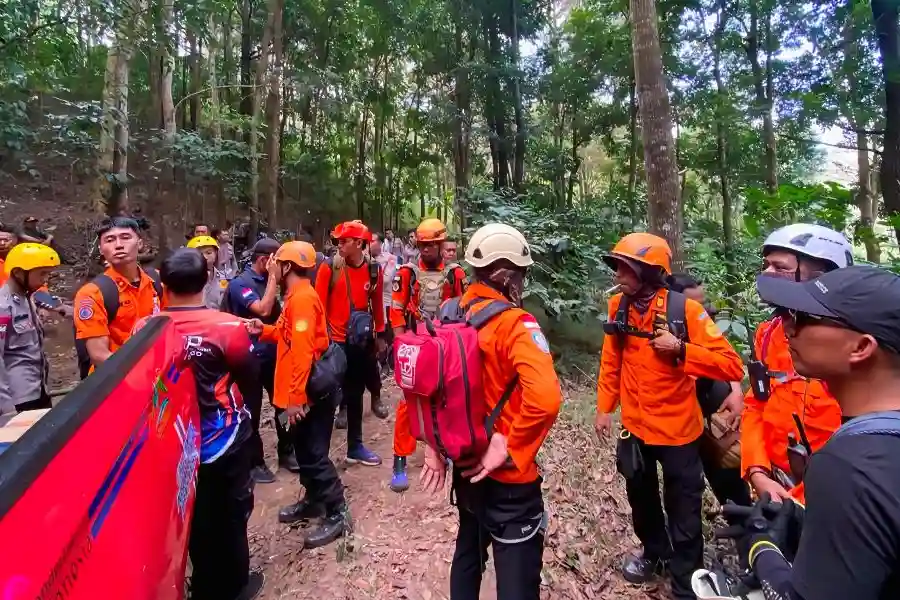 Gunung Piramid